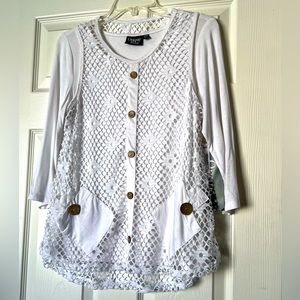 NWT. Crochet Laced, 3/4 Sleeve, White Women’s Top.